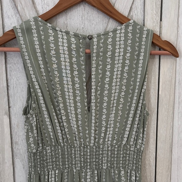 Japna Olive Floral Striped Jumpsuit - Picture 4 of 9